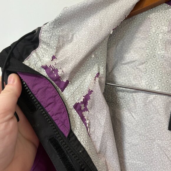 The North Face Lightweight Hyvent Rain Jacket Windbreaker Purple Women's Sz S - Picture 14 of 16